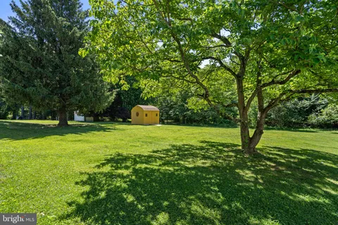 $700,000 | 9008 Edgewood Drive, Gaithersburg, MD 20877