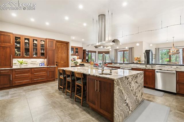 4601 High Forest Road Colorado Springs, CO 80908 - Photo 16 of 44 Marble waterfall island