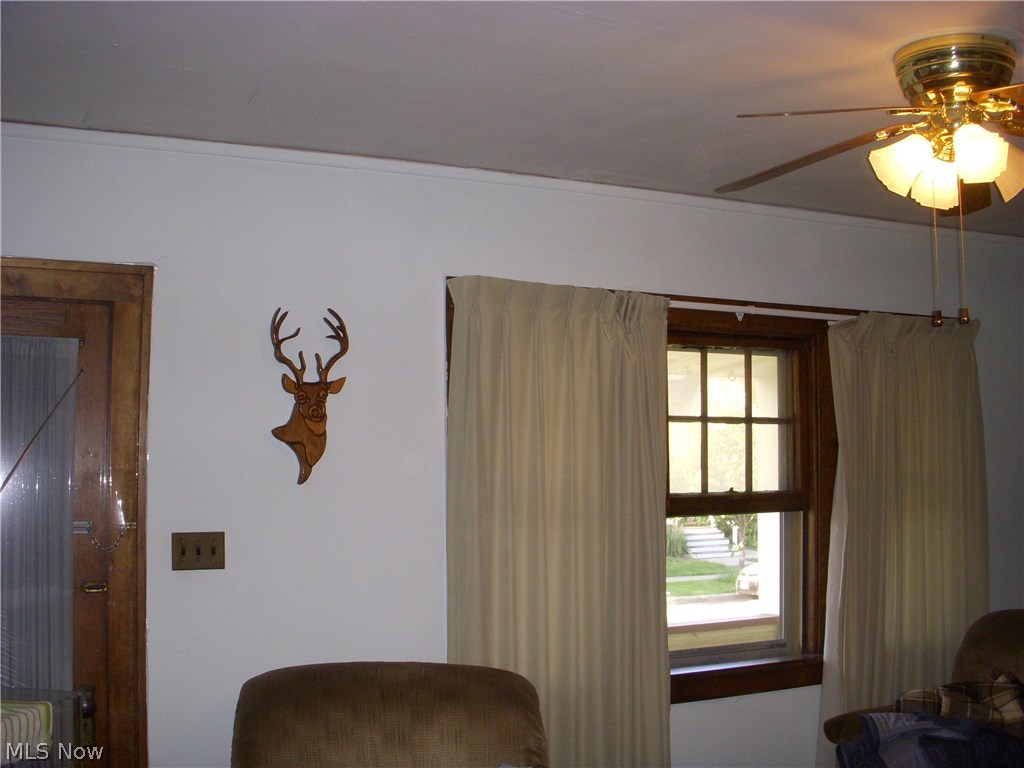 10419 Baltic Road Cleveland, OH 44102 - Photo 6 of 9 Living room in bottom suite.