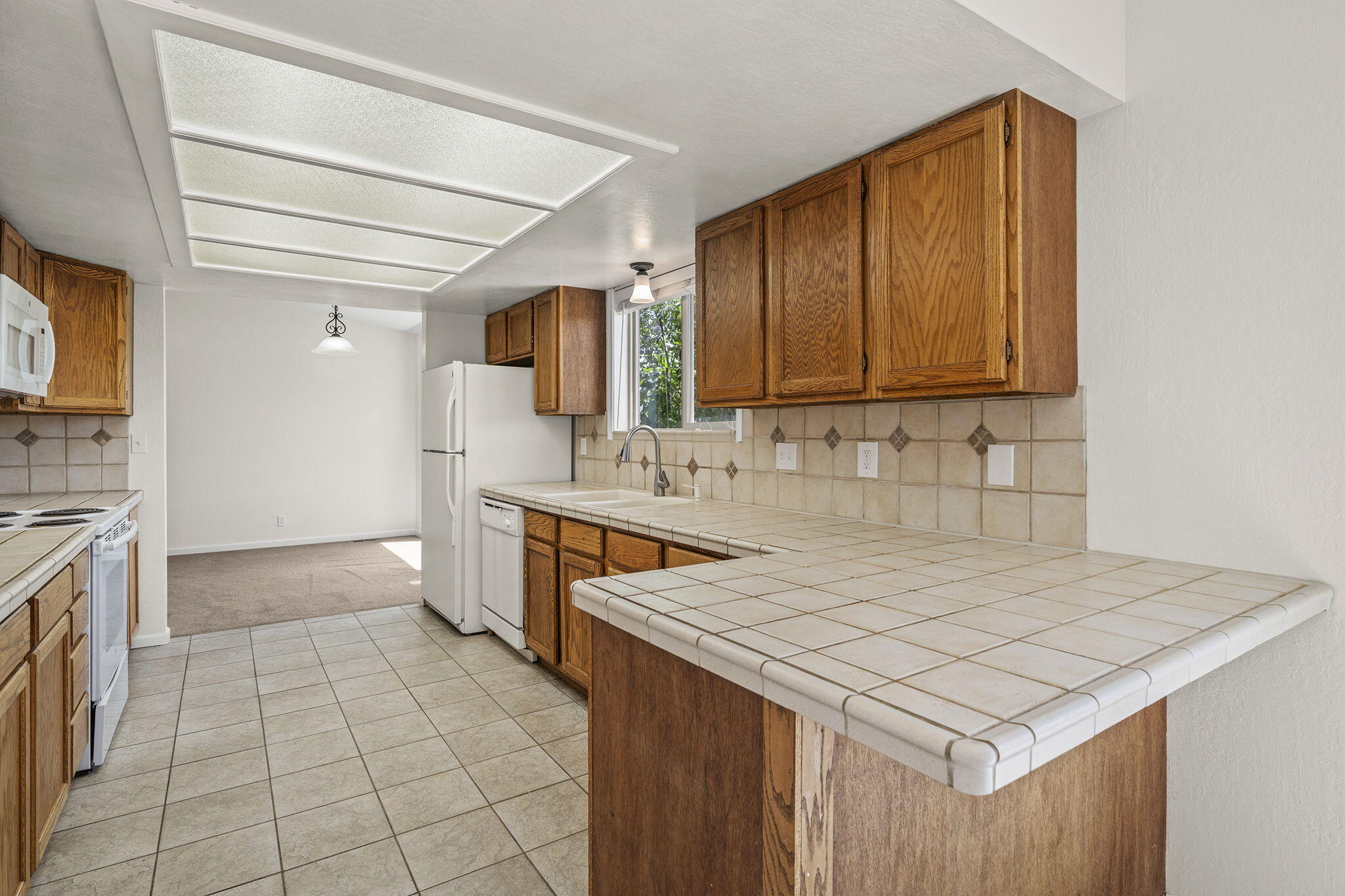 9333 Tomahawk Way Reno, NV 89506 - Photo 9 of 27 9-web-or-mls-_DSC9799