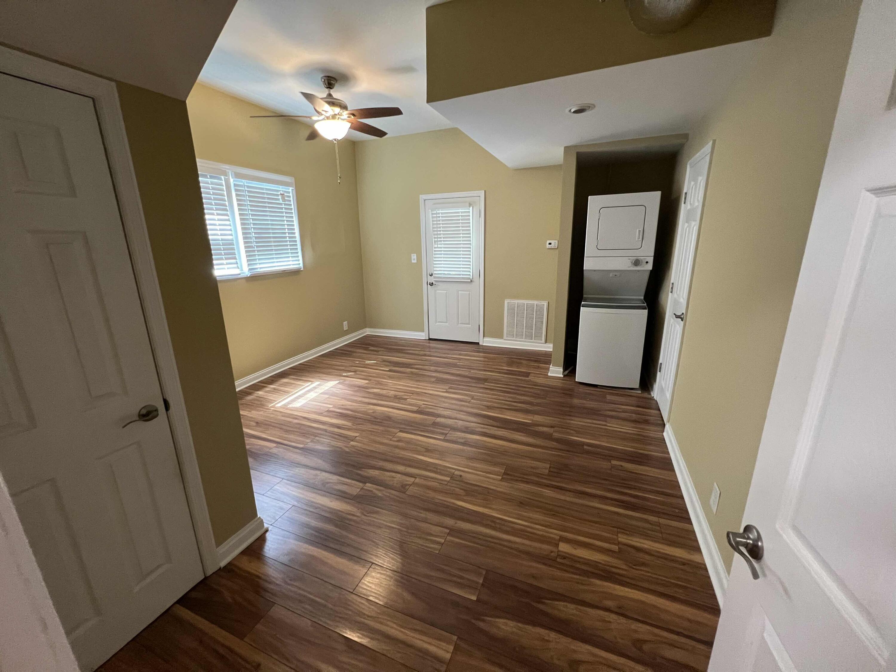 409 Colville Street Chattanooga, TN 37405 - Photo 5 of 9 IMG_1512