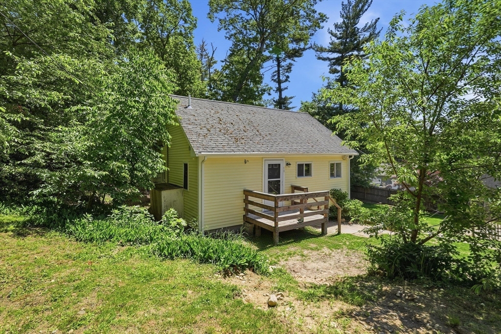 10 Fir Road Pembroke, MA 02359 - Photo 31 of 38