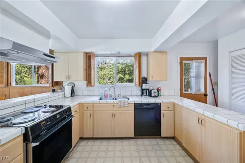 $2,300,000 | 701 Martis Peak Drive, Incline Village, NV 89451