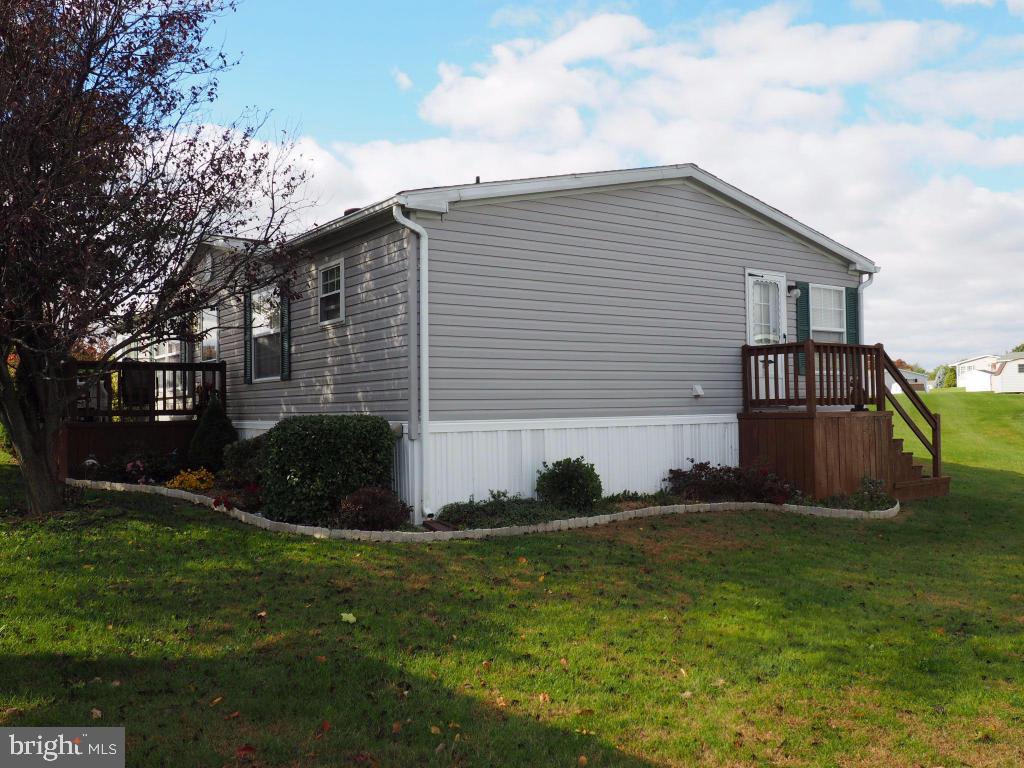 217 Pheasant Ridge Circle Lancaster, PA 17603 - Photo 8 of 8 Gallery Image 8