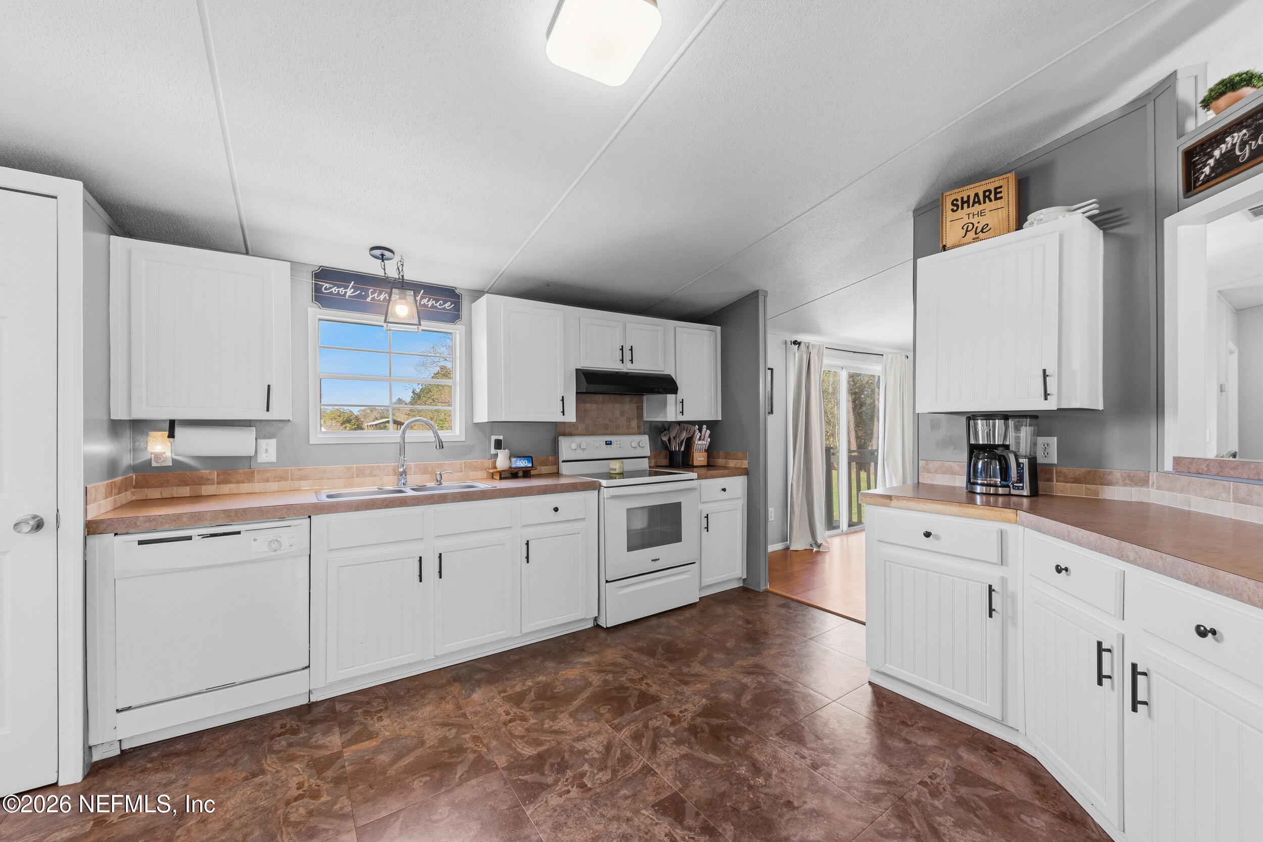 55097 Sugar Loaf Lane Callahan, FL 32011 - Photo 14 of 25 Kitchen