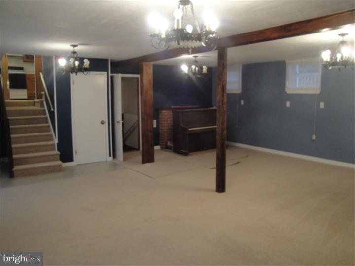 3261 Fisher Road Lansdale, PA 19446 - Photo 12 of 25 Family Room