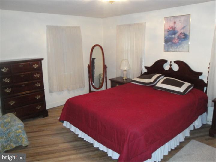 3261 Fisher Road Lansdale, PA 19446 - Photo 13 of 25 Bedroom - Main