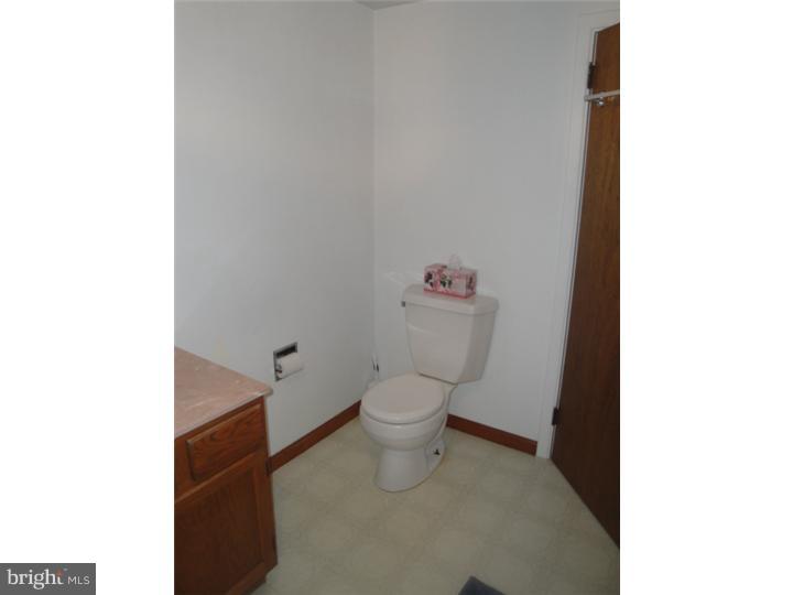 3261 Fisher Road Lansdale, PA 19446 - Photo 19 of 25 Bathroom