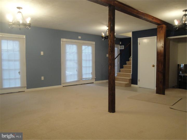3261 Fisher Road Lansdale, PA 19446 - Photo 10 of 25 Family Room