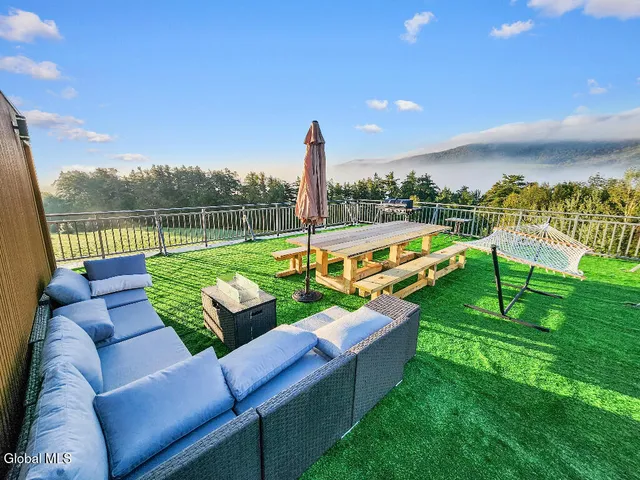 $1,100,000 | 130 Fieldstone Drive, Stamford, NY 12167