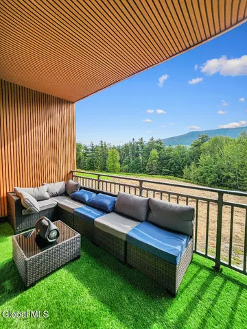 $1,100,000 | 130 Fieldstone Drive, Stamford, NY 12167