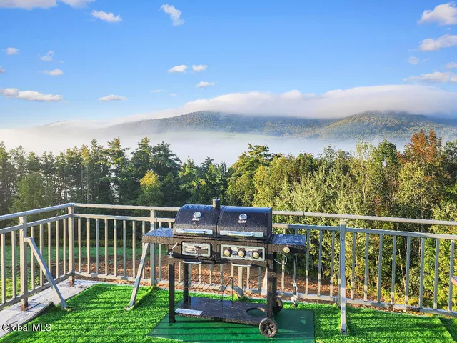 $1,100,000 | 130 Fieldstone Drive, Stamford, NY 12167