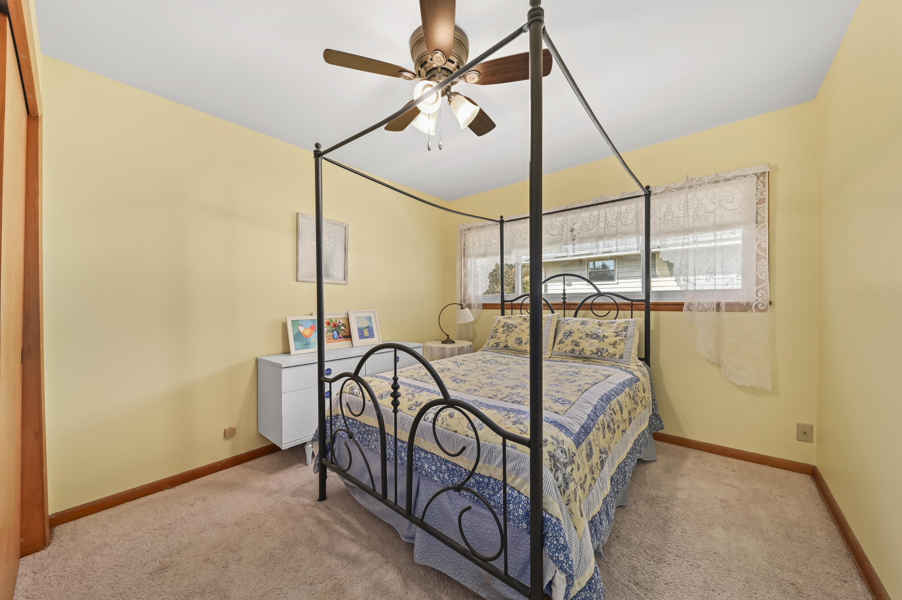 5764 Bridge Road Cedarburg, WI 53012 - Photo 18 of 31 Cheery BDRM #2