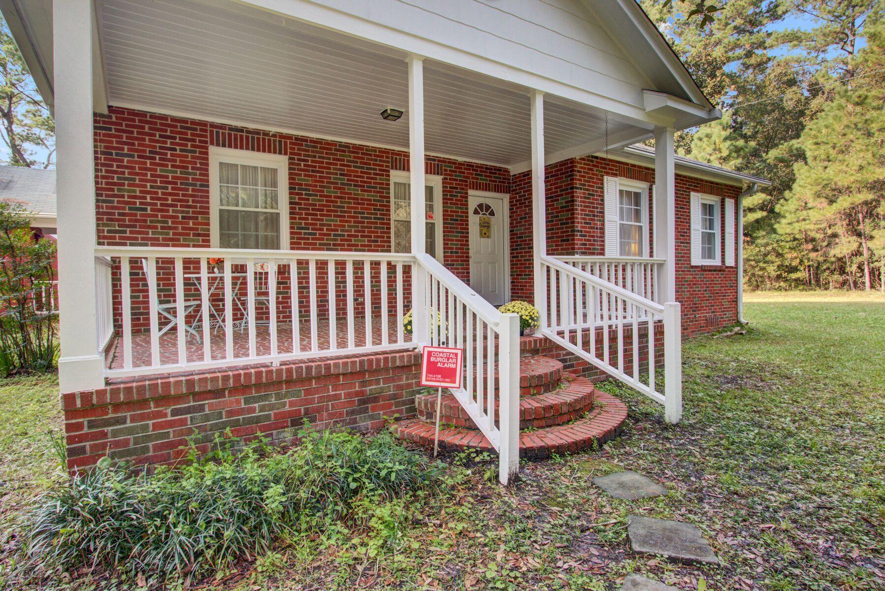 6527 Spring Grove Road Adams Run, SC 29426 - Photo 6 of 21 30294FDB-9573-49A0-9315-F4EE895A6E91