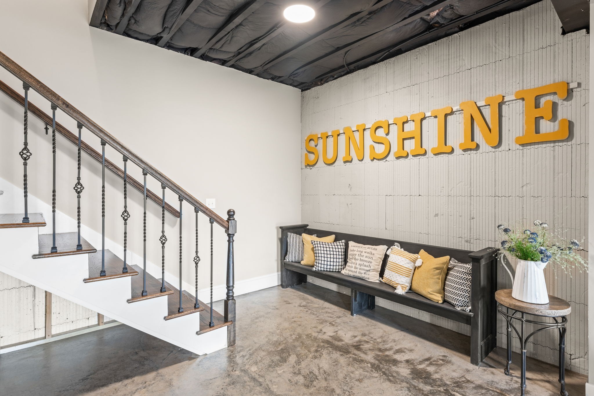 236 Beech Hill Drive Winchester, TN 37398 - Photo 60 of 70 a view of a porch with furniture