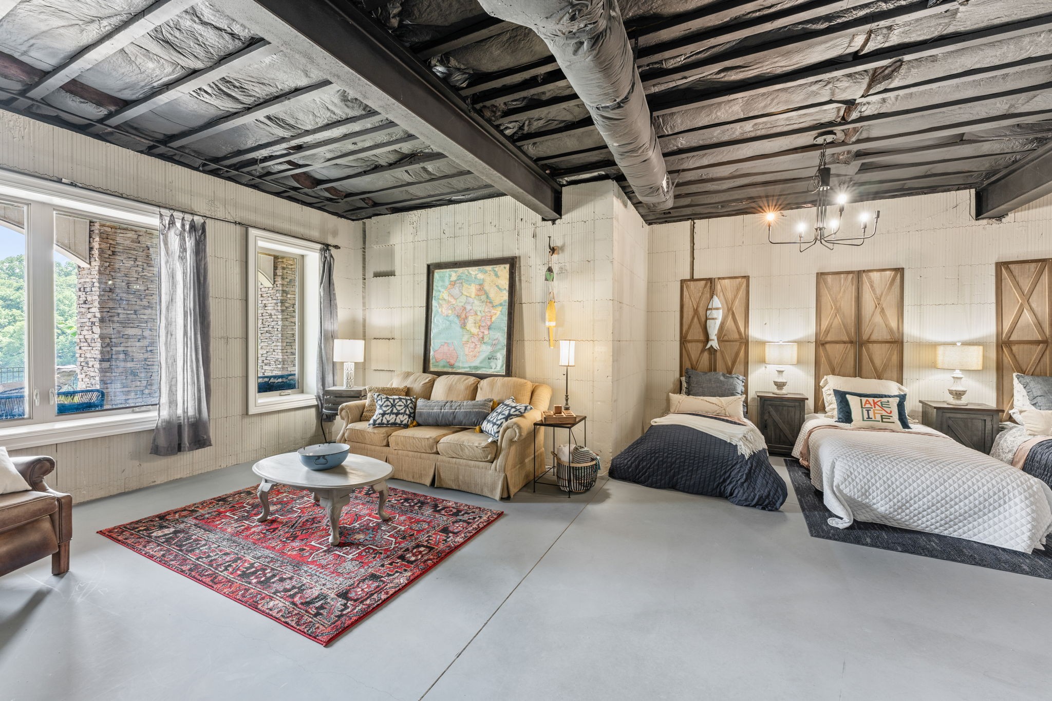 236 Beech Hill Drive Winchester, TN 37398 - Photo 69 of 70 a living room with furniture and a large window