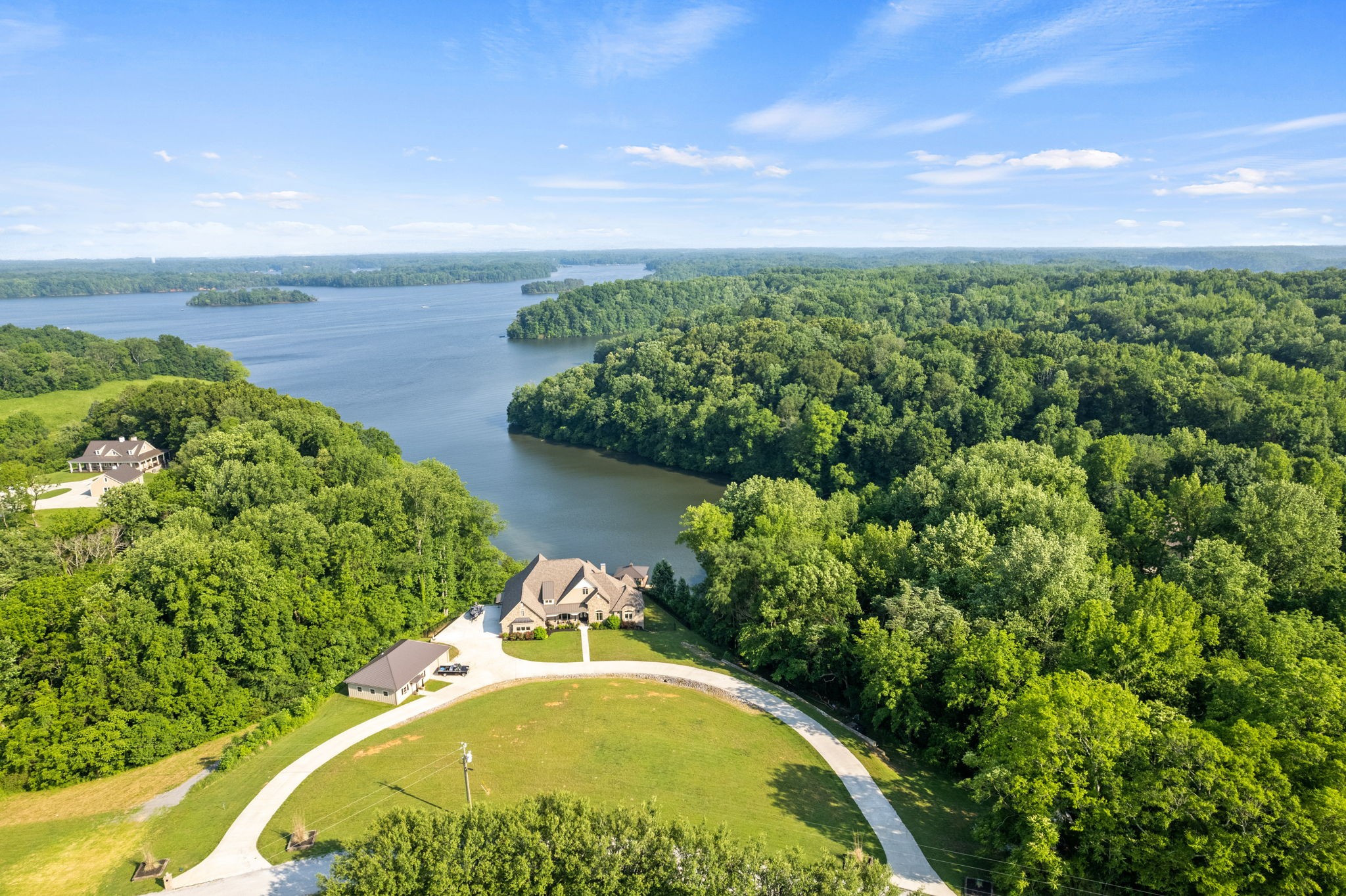 236 Beech Hill Drive Winchester, TN 37398 - Photo 8 of 70 an aerial view of a house with a yard and lake view