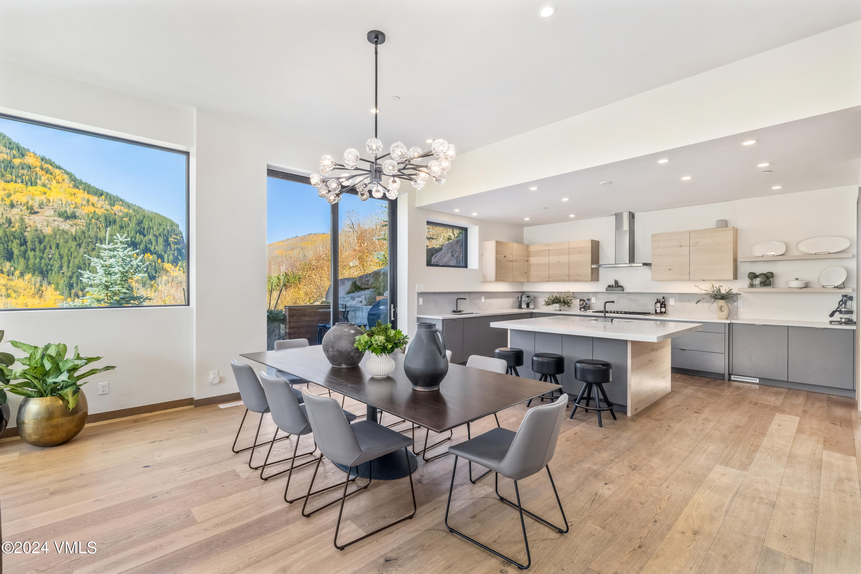 4367 Columbine Drive Vail, CO 81657 - Photo 11 of 44 4367 Columbine Drive 24