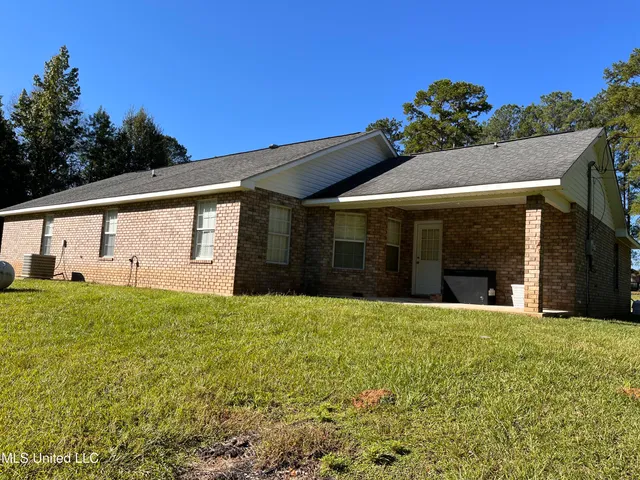 $205,000 | 2052 Highway 48, Magnolia, MS 39652
