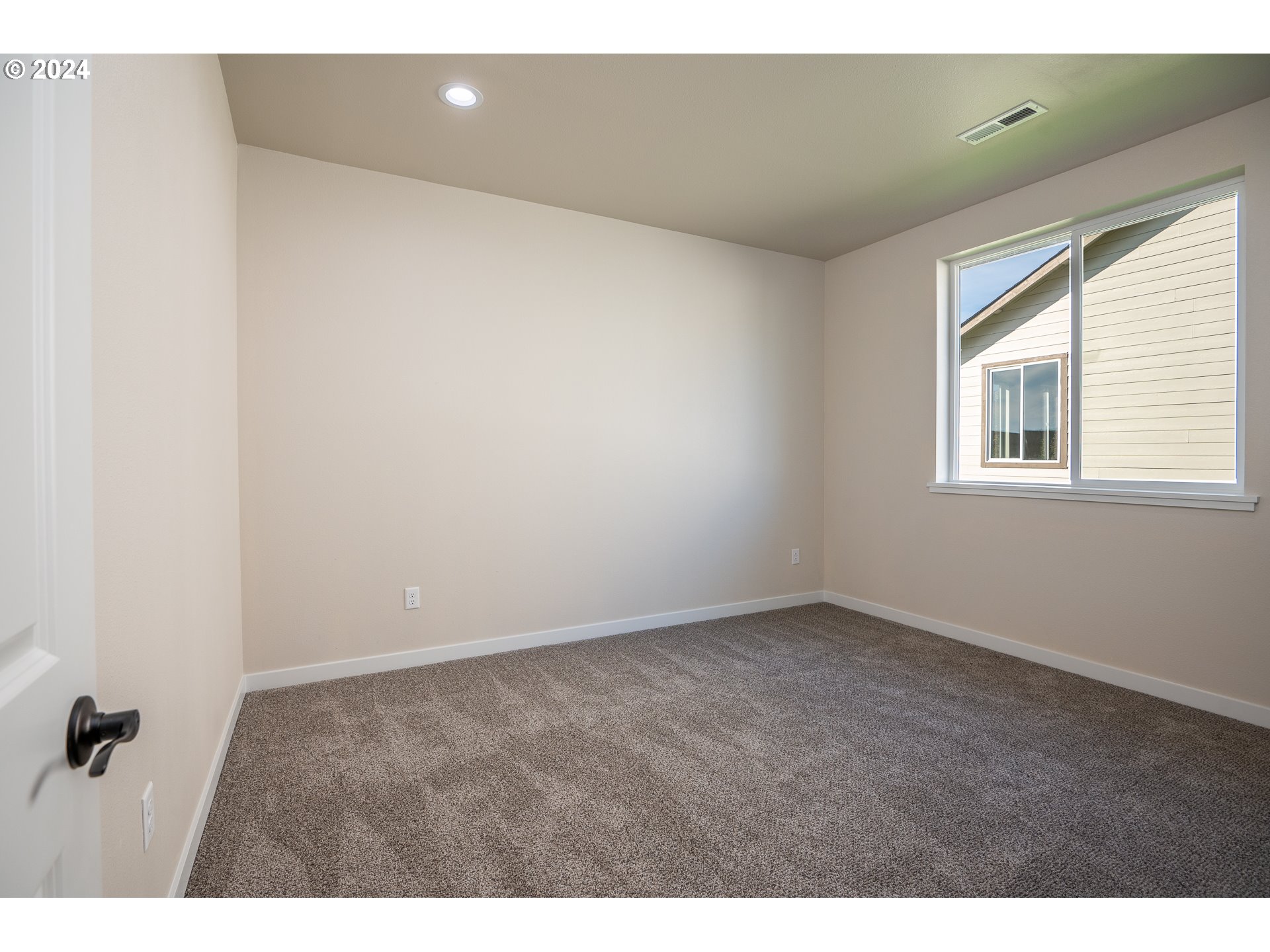180 Wil Way Winston, OR 97496 - Photo 27 of 33 Gallery Image 27