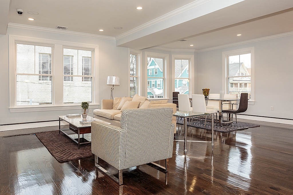 27 Howland Street, Unit 2 Boston, MA 02121 - Photo 6 of 19