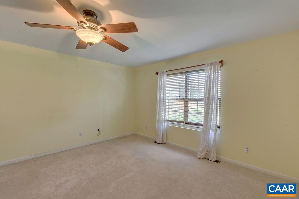 14 Powhatan Road Palmyra, VA 22963 - Photo 27 of 38 a view of room with a ceiling fan and window
