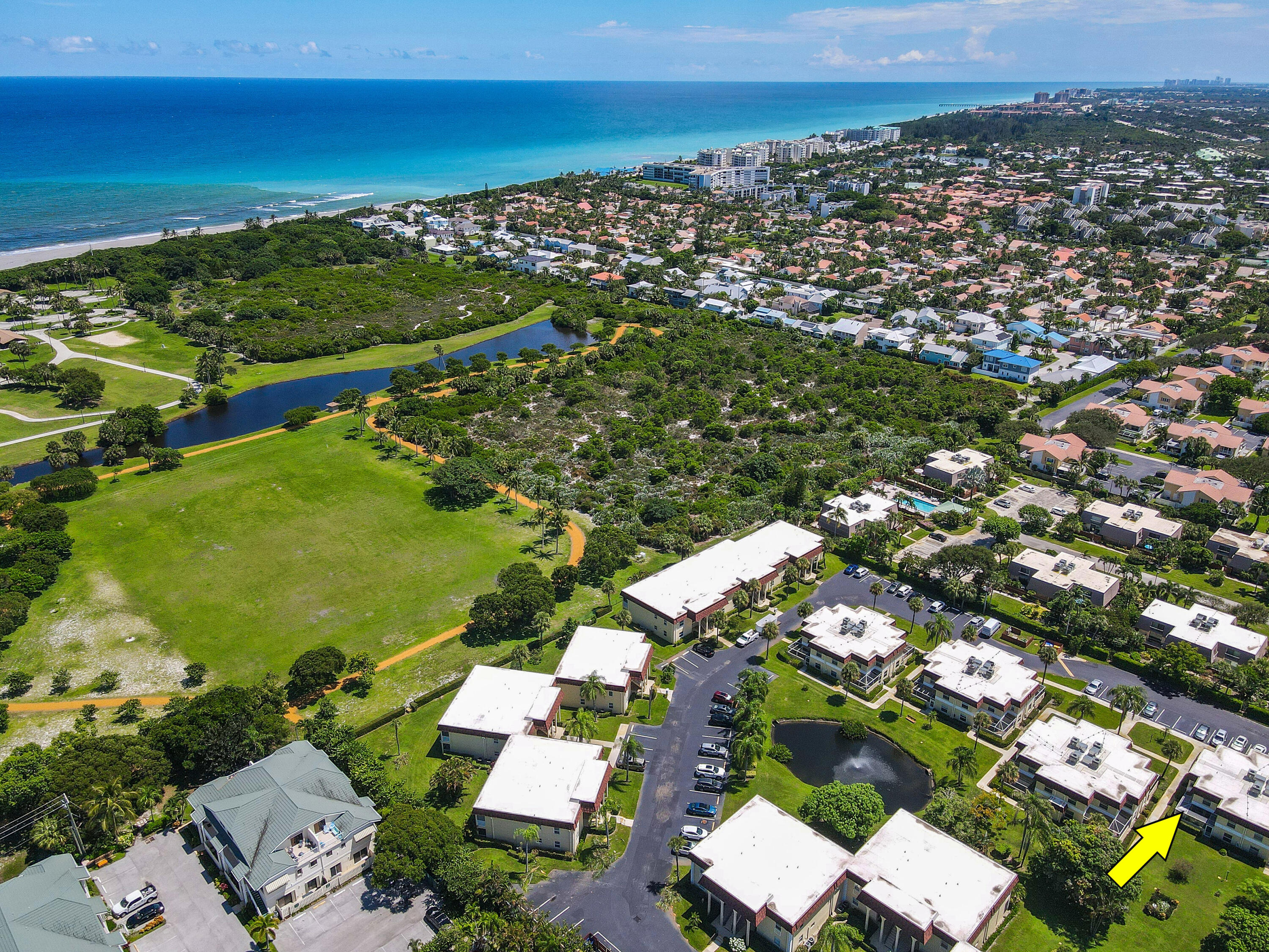 717 Highway 1, Unit 912 Jupiter, FL 33477 - Photo 38 of 45 an aerial view of residential houses with outdoor space