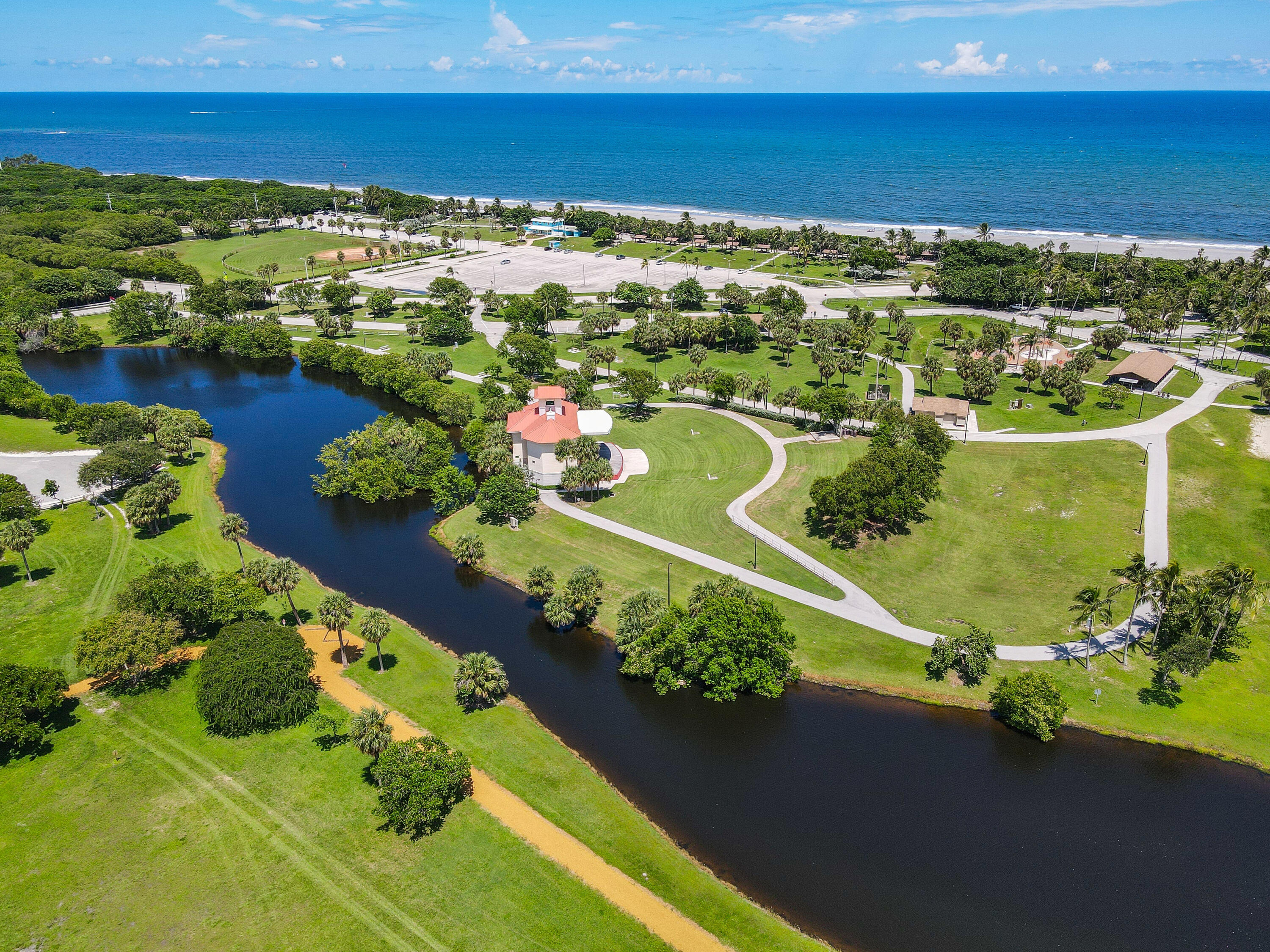 717 Highway 1, Unit 912 Jupiter, FL 33477 - Photo 45 of 45 a view of a lake with a houses