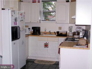 20 R Tyrone Avenue Reading, PA 19607 - Photo 3 of 5 Gallery Image 3