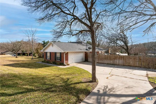 $299,000 | 4501 Arrowhead Drive, Temple, TX 76502