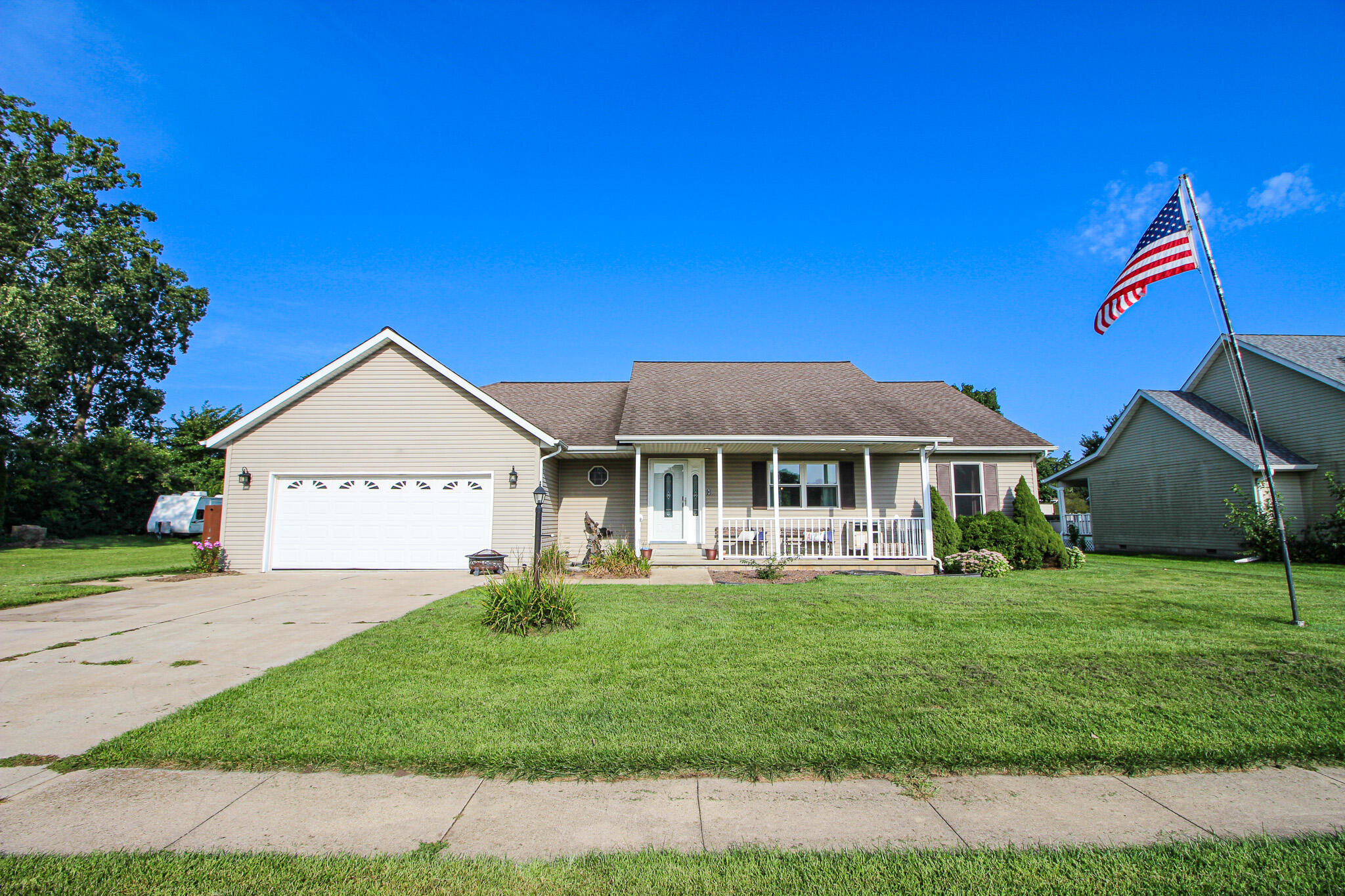 501 Fir Street Southwest DeMotte, IN 46310 - Photo 18 of 24 2048x1365