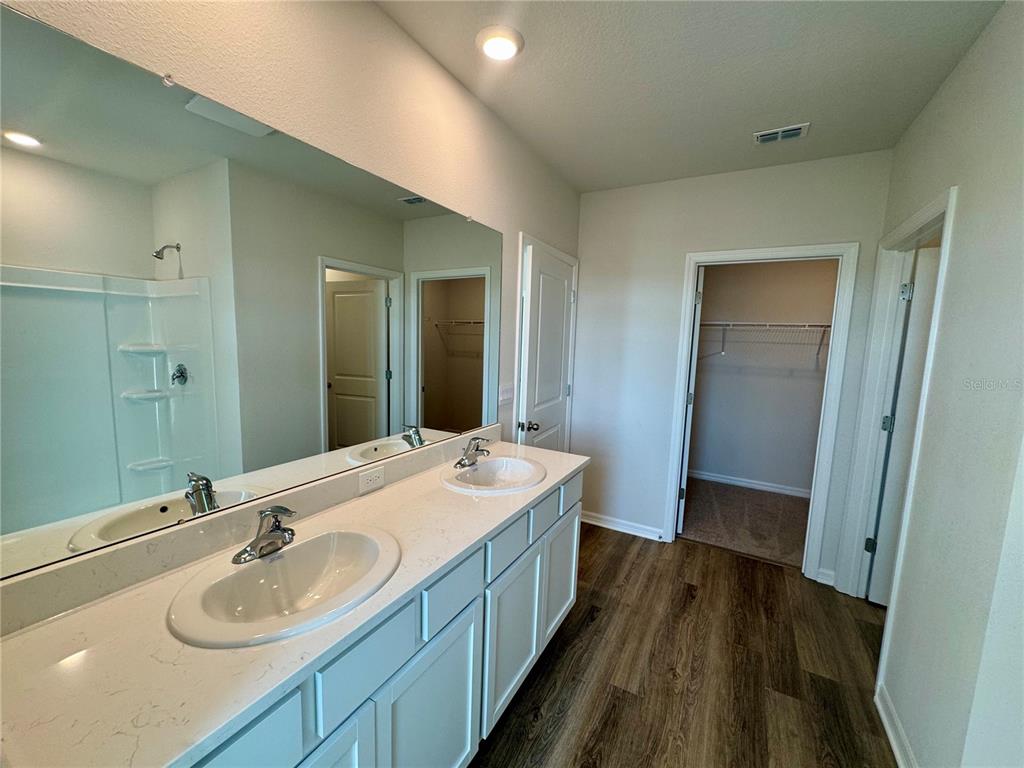 18227 Canopy Place Lakewood Ranch, FL 34211 - Photo 6 of 32