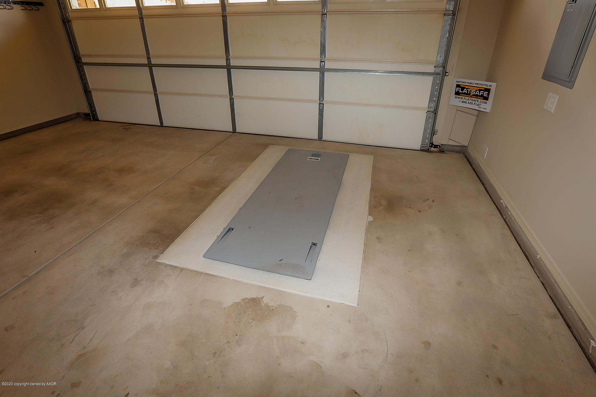 7003 Nick Street Amarillo, TX 79119 - Photo 33 of 34 view of a garage