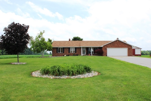 10127 Arcola Road Fort Wayne, IN 46818 - Photo 1 of 23