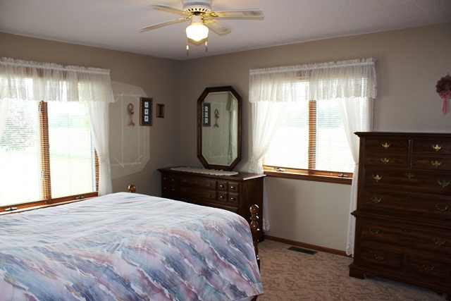 10127 Arcola Road Fort Wayne, IN 46818 - Photo 8 of 23