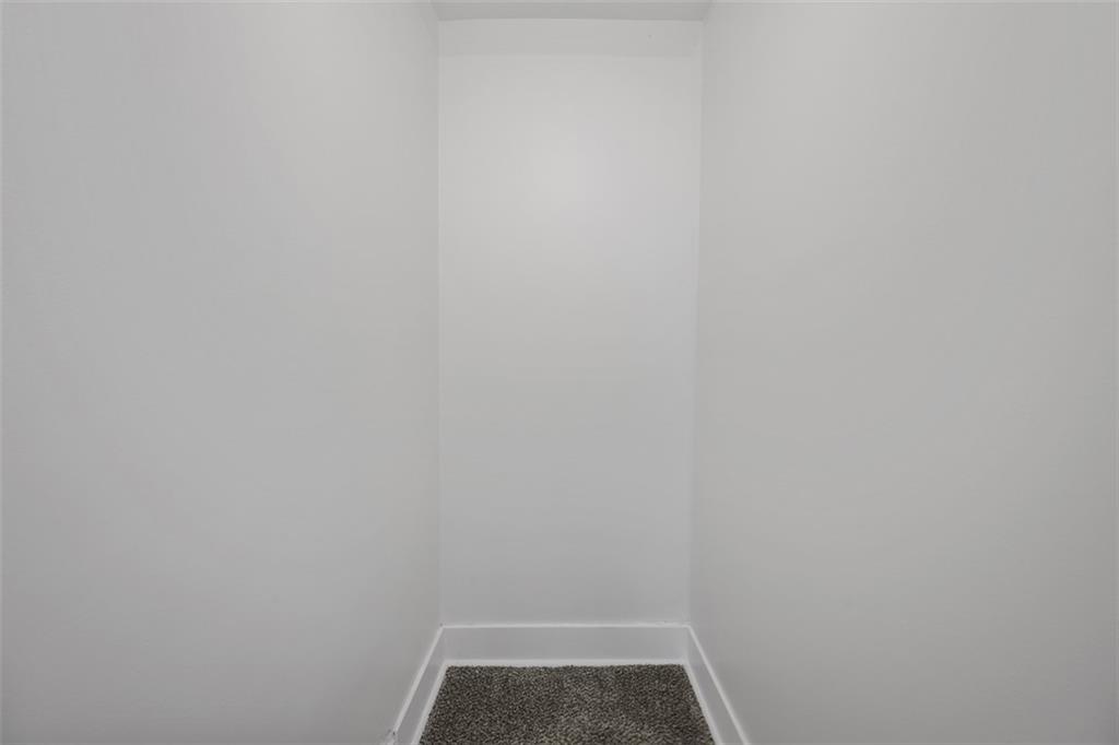 230 Linnview Avenue Pittsburgh, PA 15210 - Photo 20 of 32 a view of small space