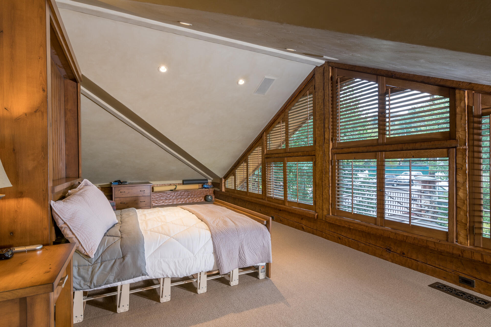 480 Walnut Avenue Ketchum, ID 83340 - Photo 37 of 54 Guest Room over Garage