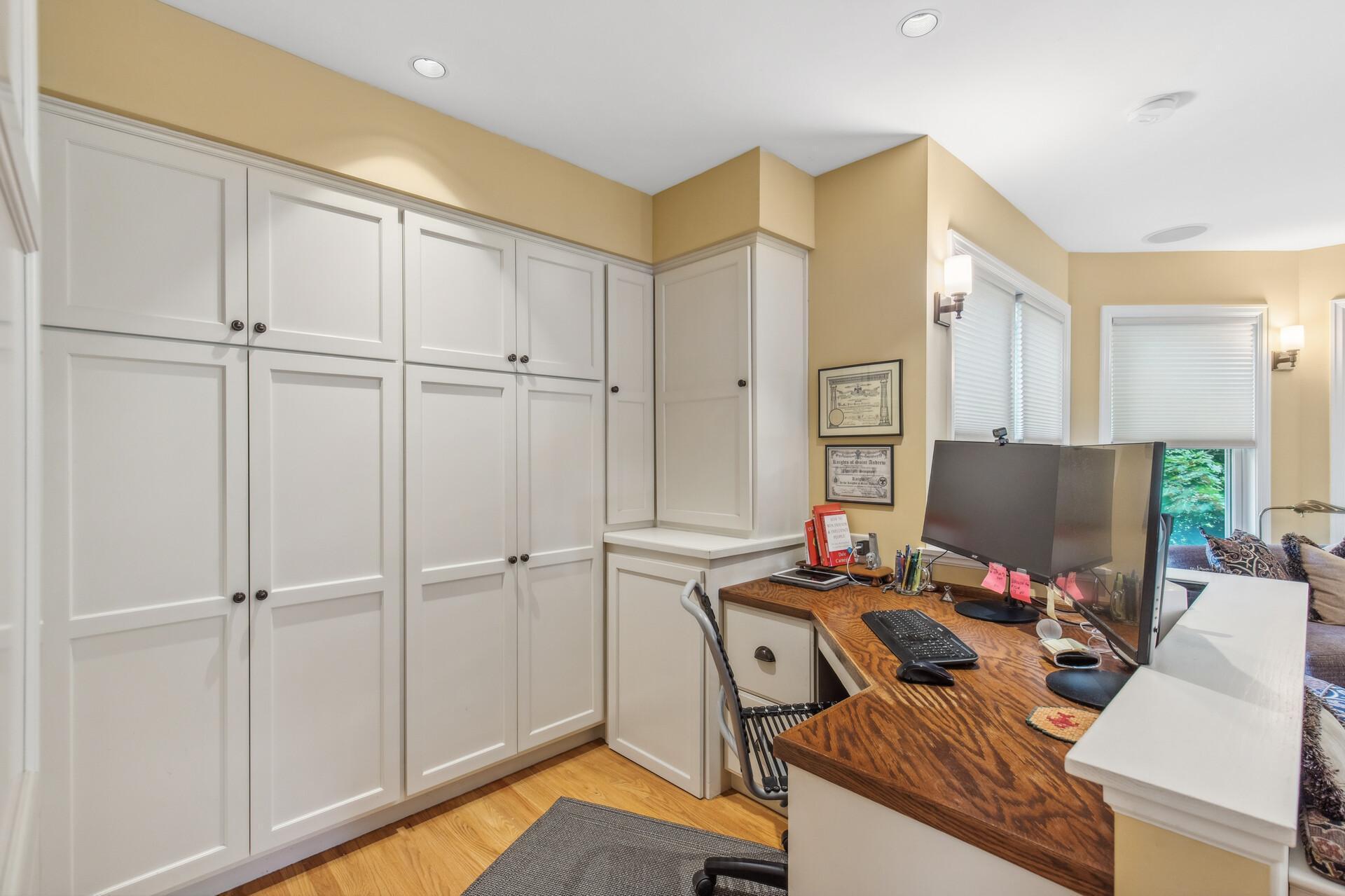 509 Blake Road South Hopkins, MN 55343 - Photo 13 of 52 Gallery Image 13