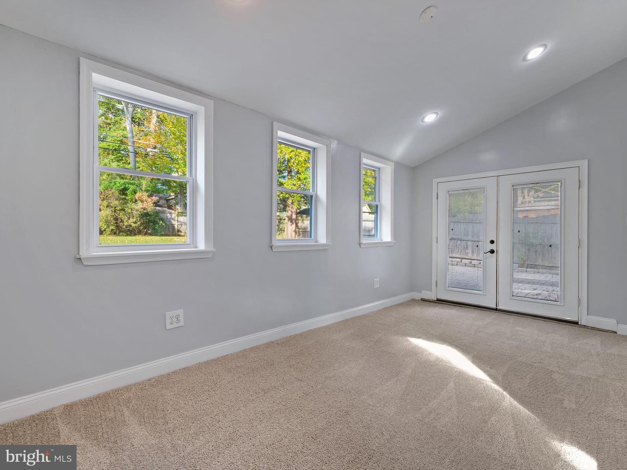 604 Stevenson Lane Towson, MD 21286 - Photo 11 of 37