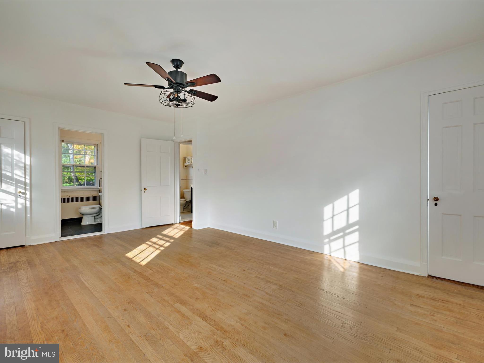 604 Stevenson Lane Towson, MD 21286 - Photo 25 of 37