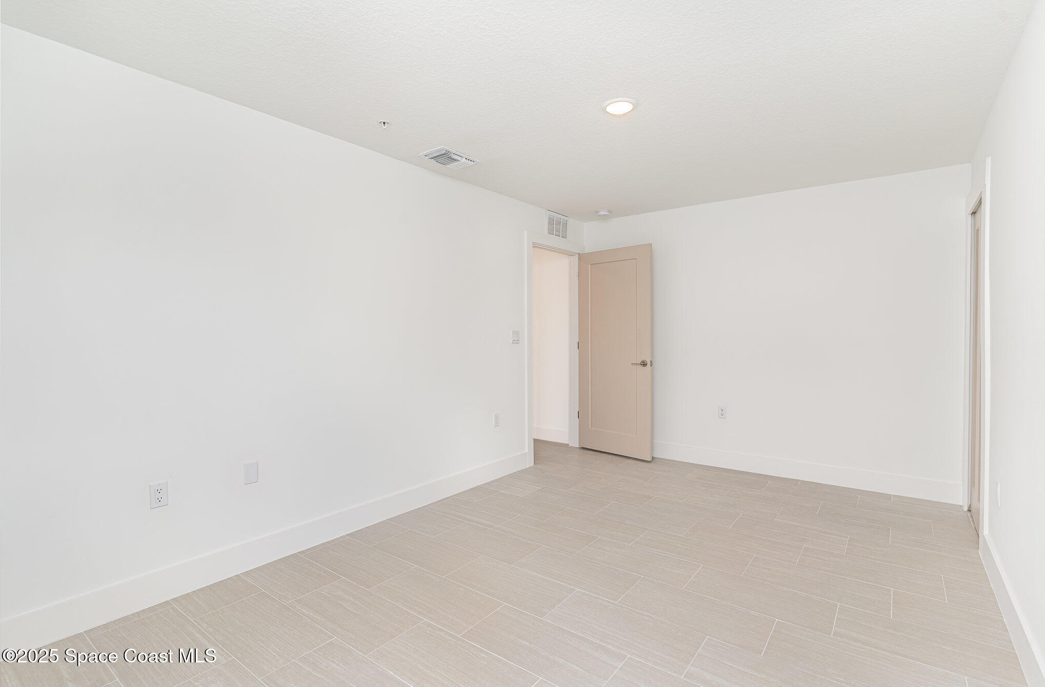 1625 Par Street, Unit 1105 Palm Bay, FL 32905 - Photo 13 of 32 a view of an empty room