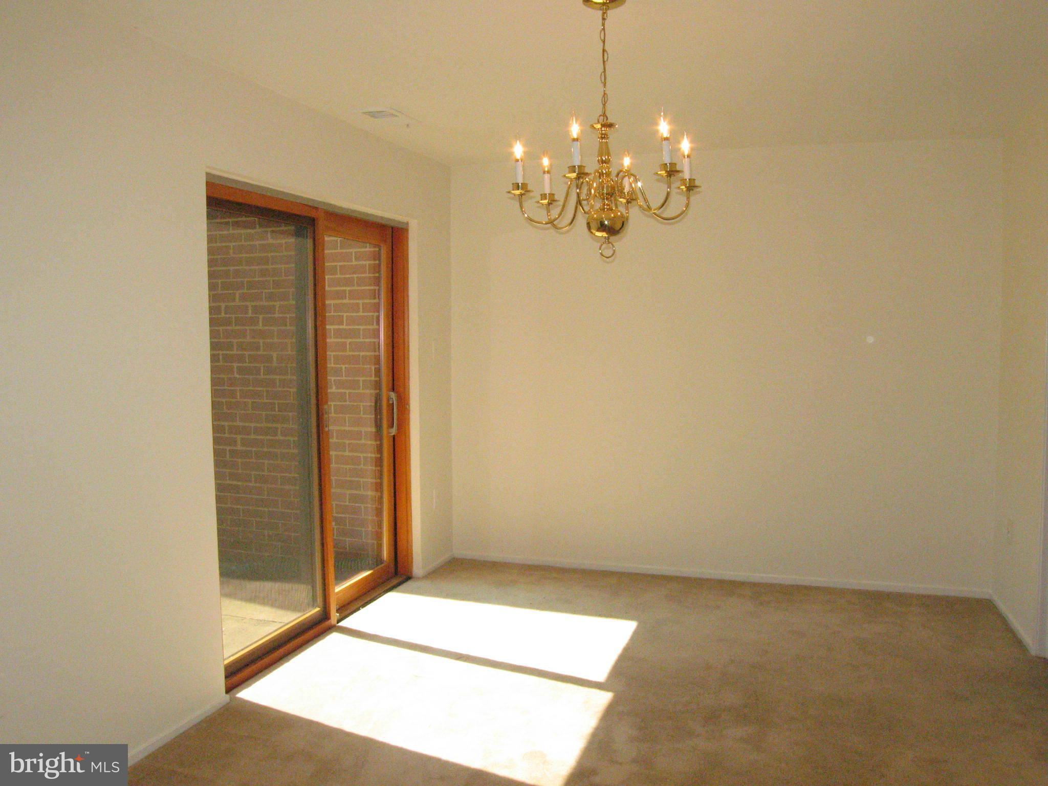 11614 Hunters Green Court Reston, VA 20191 - Photo 6 of 30 Dining Room