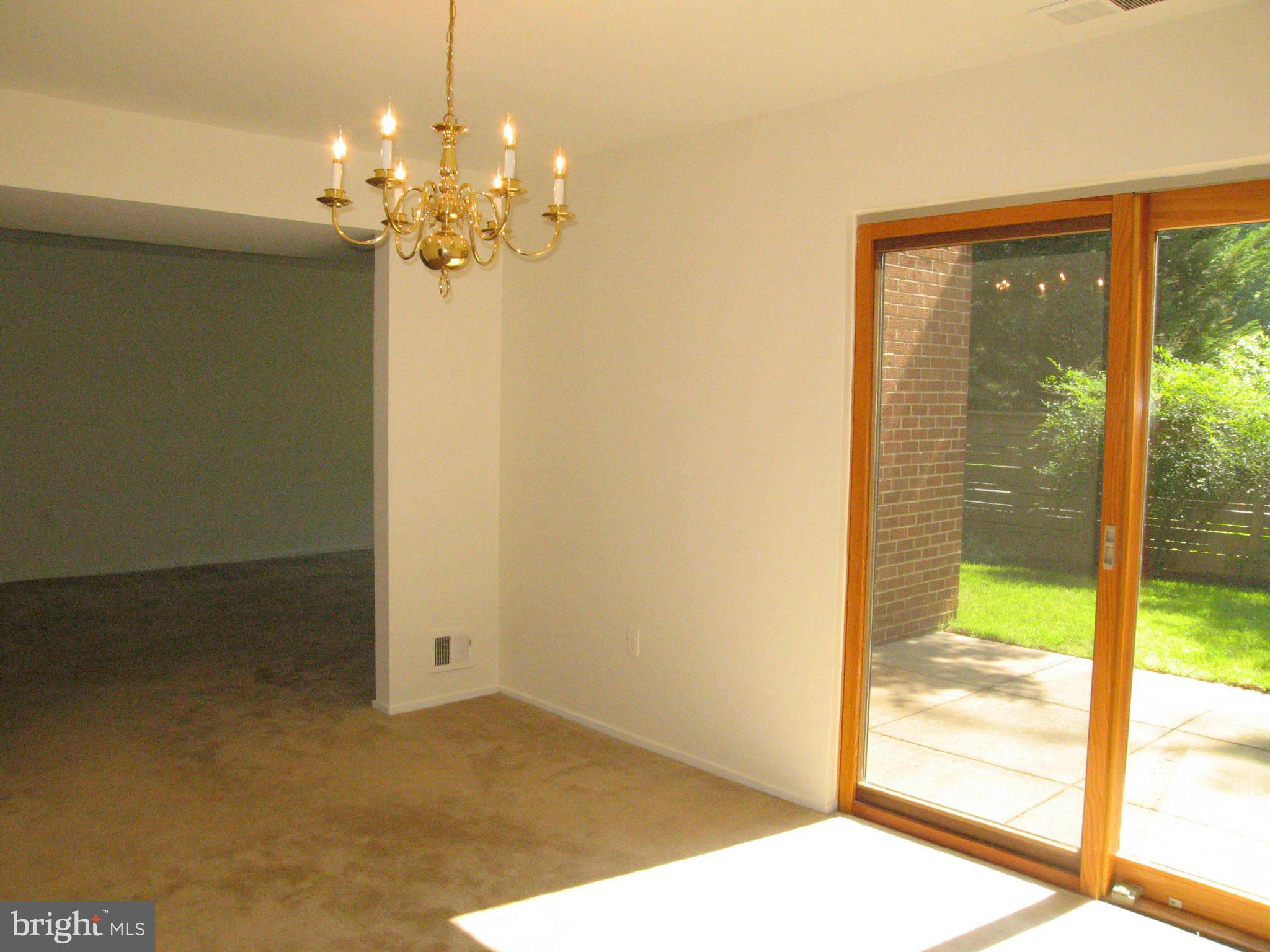 11614 Hunters Green Court Reston, VA 20191 - Photo 7 of 30 Dining Room