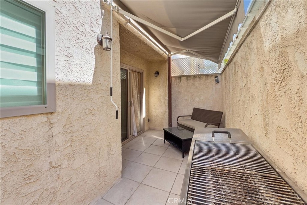 1156 San Rafael Avenue, Unit 2 Glendale, CA 91202 - Photo 14 of 23