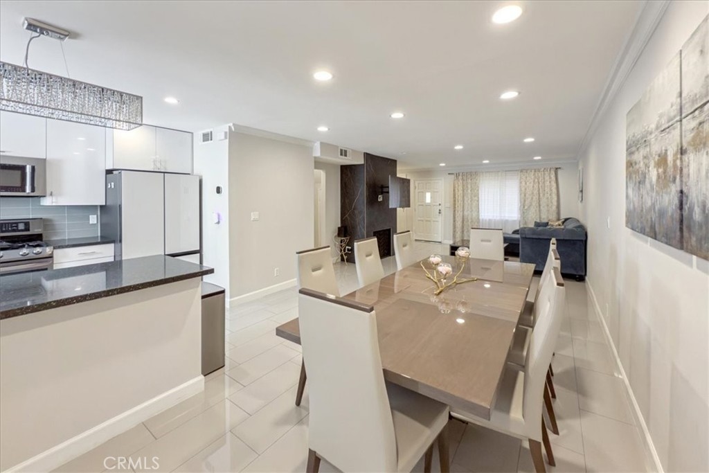 1156 San Rafael Avenue, Unit 2 Glendale, CA 91202 - Photo 10 of 23