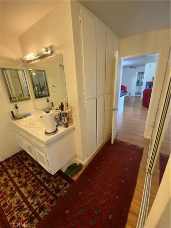 $2,645 | 5334 Lindley Avenue, Unit 319, Encino, CA 91316