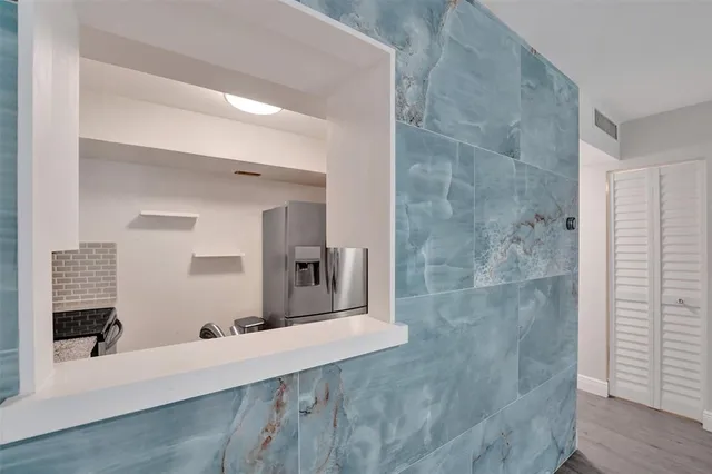 $2,300 | 3800 North Hills Drive, Unit 412, Hollywood, FL 33021