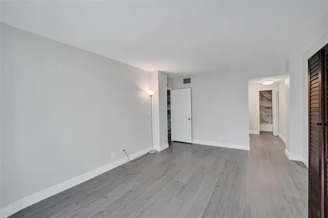 $2,300 | 3800 North Hills Drive, Unit 412, Hollywood, FL 33021