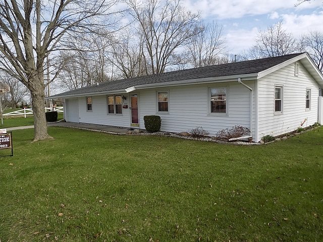 405 Rod Street Decatur, IN 46733 - Photo 1 of 13