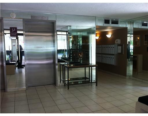 3080 North Course Drive, Unit 605 Pompano Beach, FL 33069 - Photo 2 of 13 Lobby/Reception